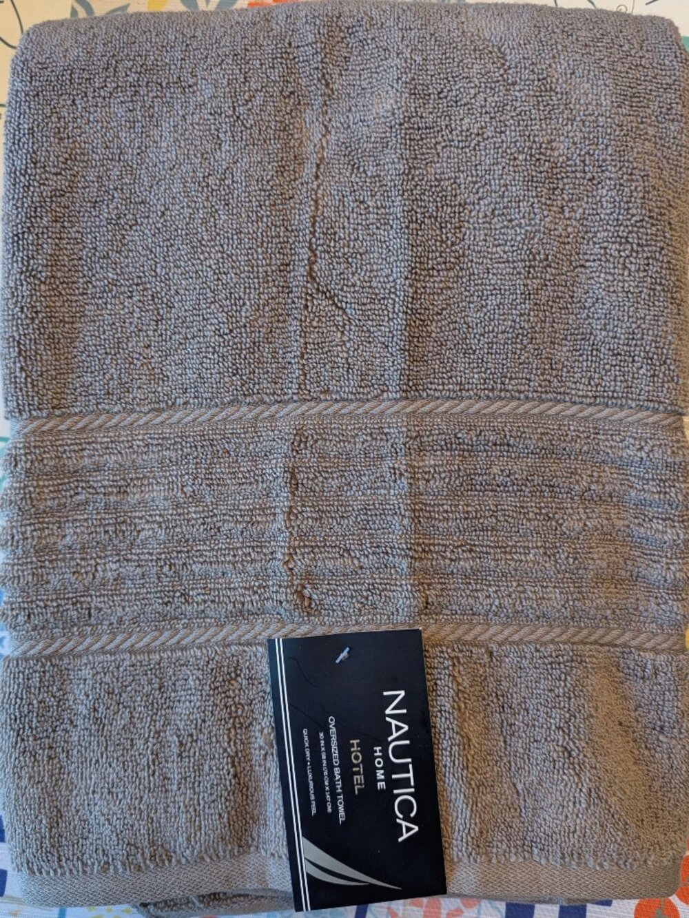 Nautica Tradewind Grey Bath Towel Measures 30 x 58 in